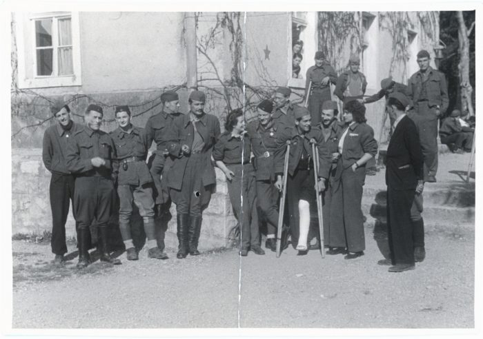 Paul Parin und Goldy Matthèy im Partisanenspital Meljine, 1945